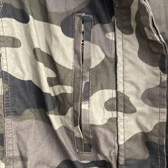 Camouflage jacket by Love Tree - Picture 3 of 13